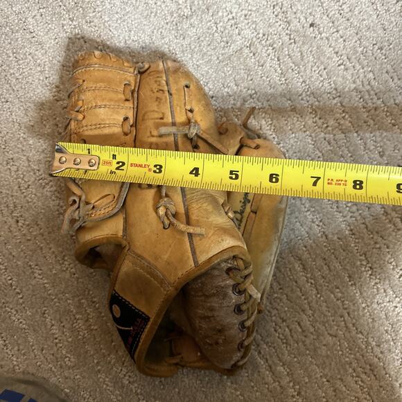 Sears and roebuck selected Cowhide baseball glove 1649 right handed Korea - Picture 10 of 10